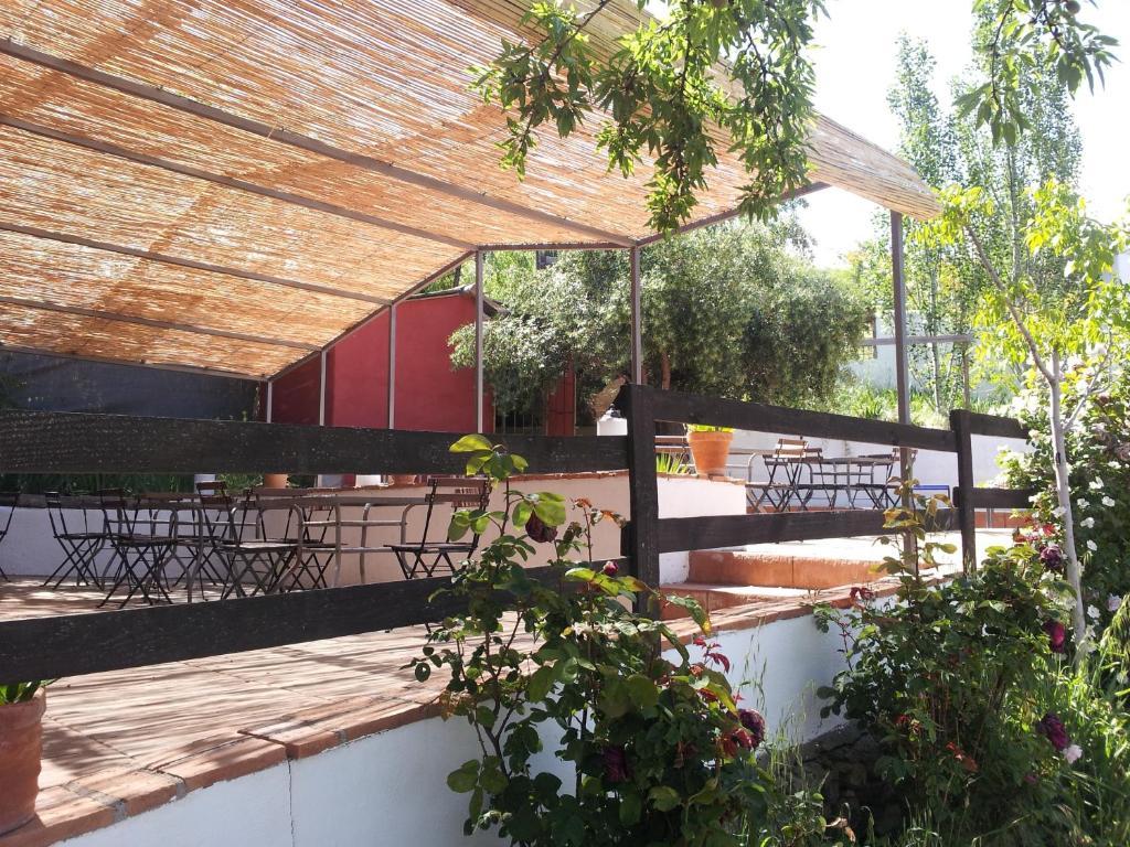 Hotel Finca Aldabra Pinos Genil Bagian luar foto